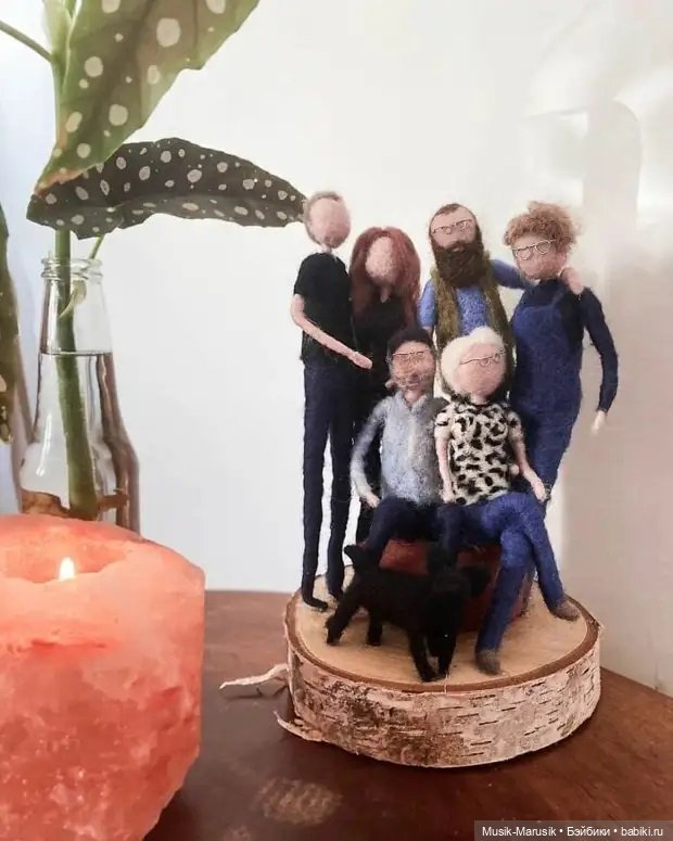 Художница из Нидерландов воссоздает волшебные моменты из жизни с помощью шерсти