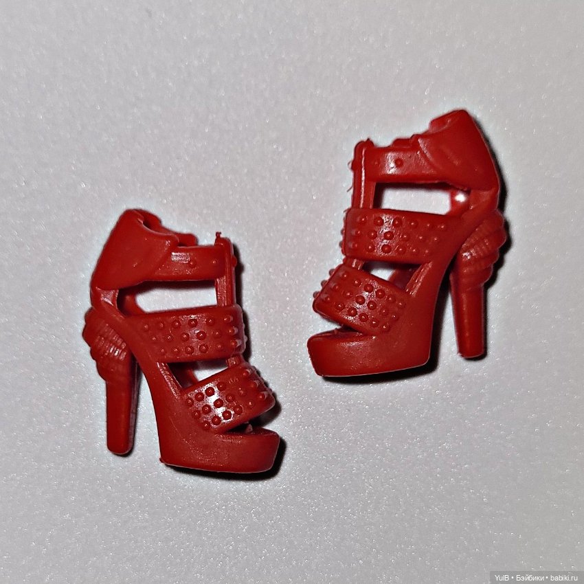 ...Про октябрьскую обувную закупку