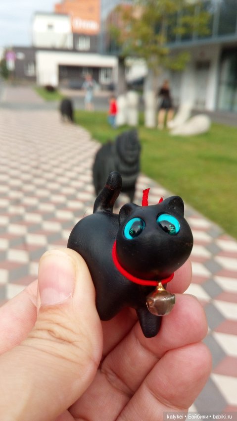 День чёрных котиков. Санни и Ко