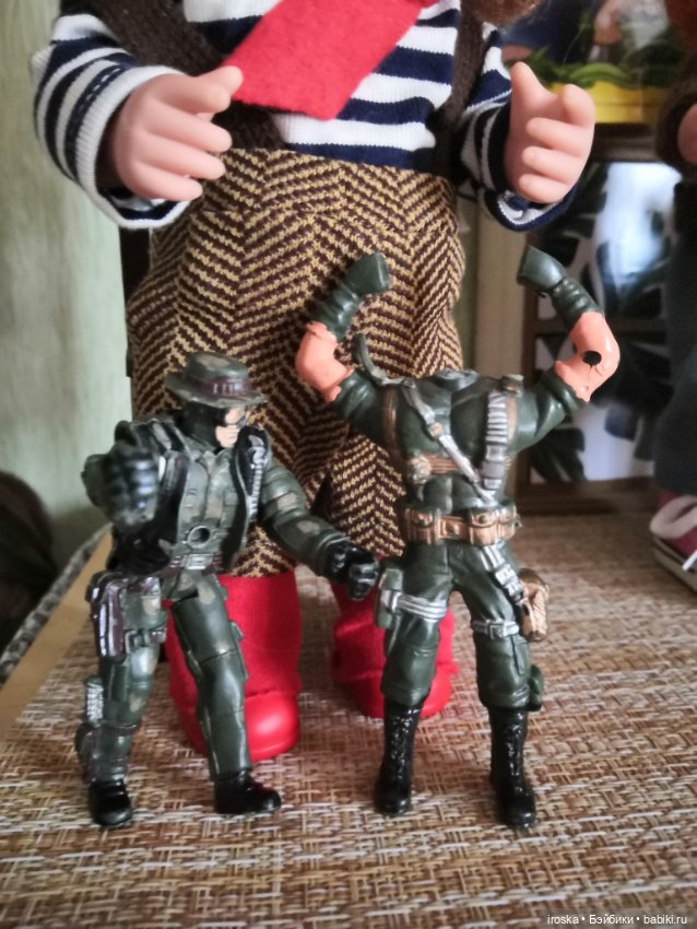 Рыжики — Куклы Nines d'Onil (Нинес): Миа (Mia) (фото 9)