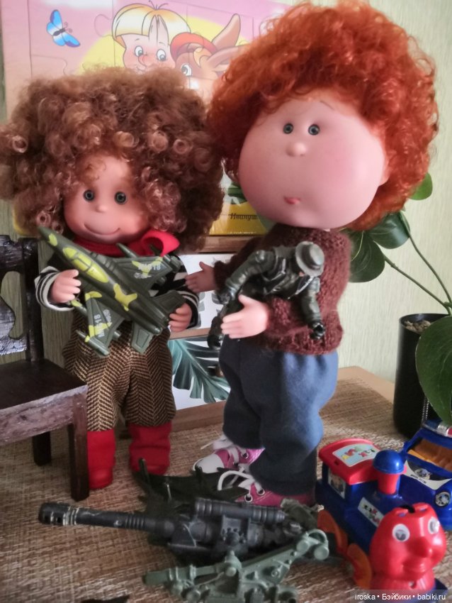 Рыжики — Куклы Nines d'Onil (Нинес): Миа (Mia) (фото 6)