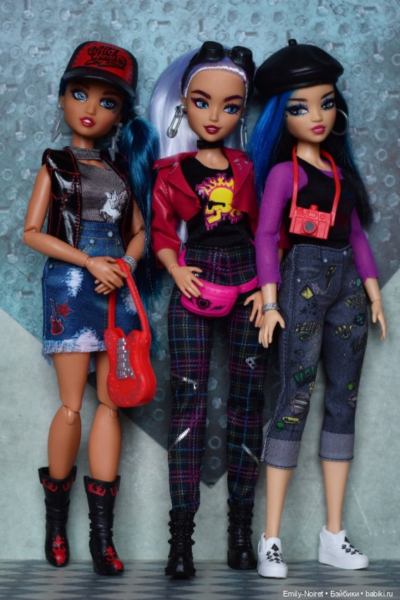 Кукольная подборка — Коллекции игровых кукол (Playline): фото полок