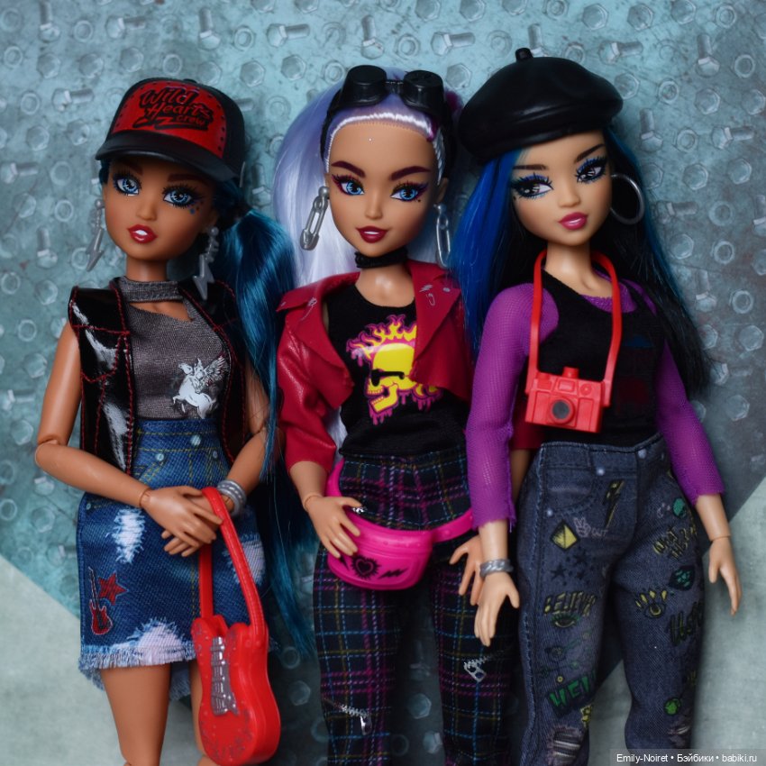 Кукольная подборка — Коллекции игровых кукол (Playline): фото полок (фото 2)