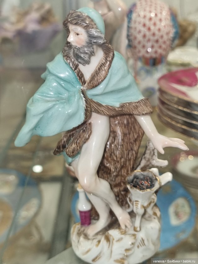 Статуэтки на Тишинке 3 - Обзорные фото