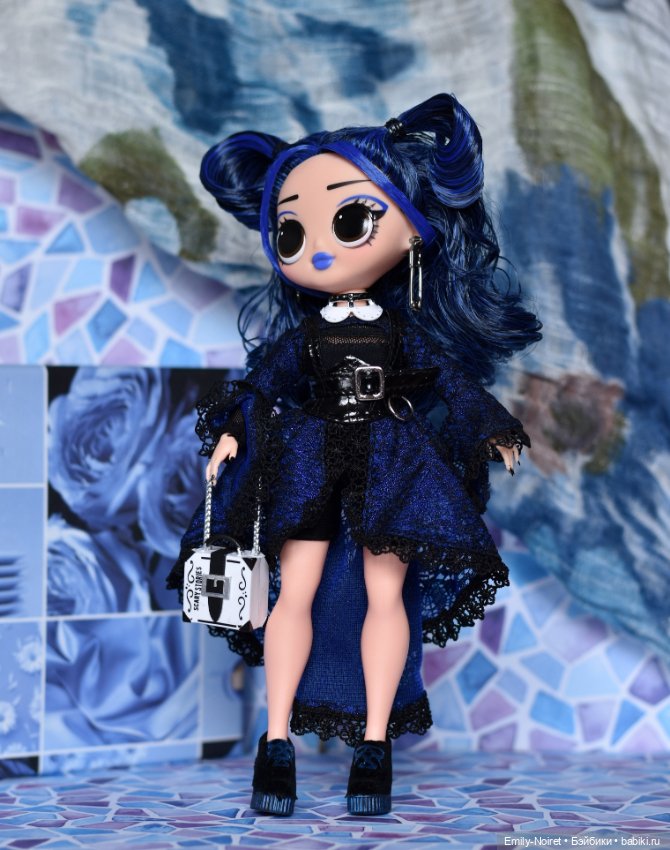Любимые оттенки — Коллекции игровых кукол (Playline): фото полок (фото 7)