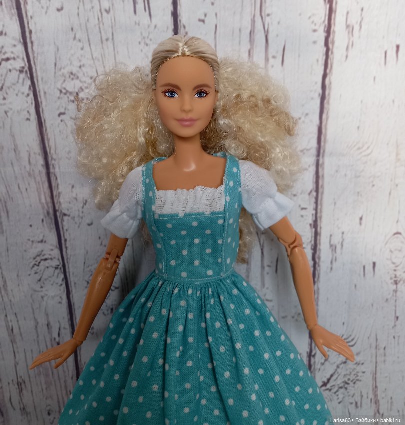 Дирндль - наряд альпийской крестьянки (фото 2)