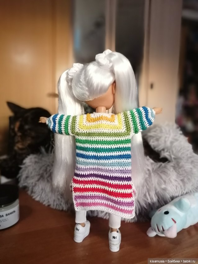 Вязаная радуга — Одежда и обувь для кукол своими руками: фото