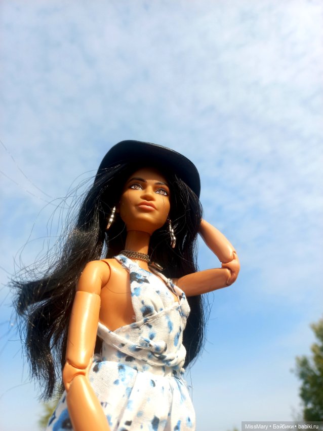 Песня цыганки — Куклы Barbie (Барби): Looks (фото 6)