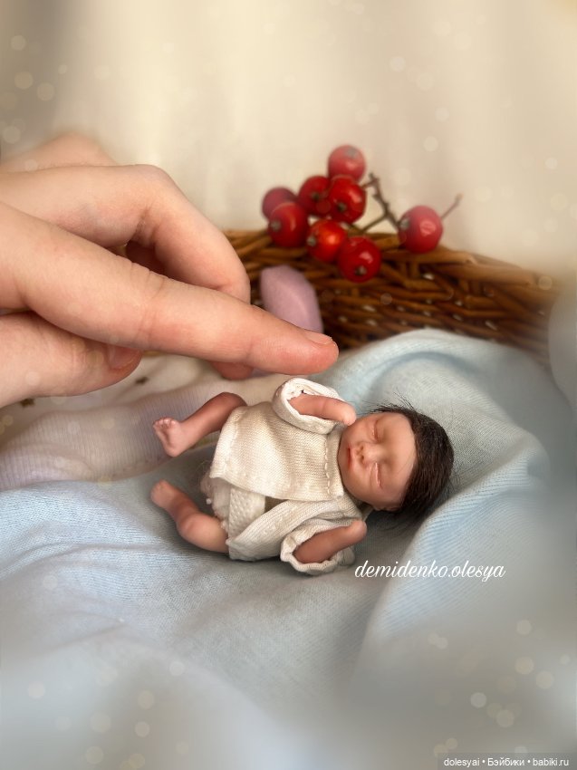 Малыш Эзра 💙 — Авторские миниатюрные куклы: лепка (фото 5)