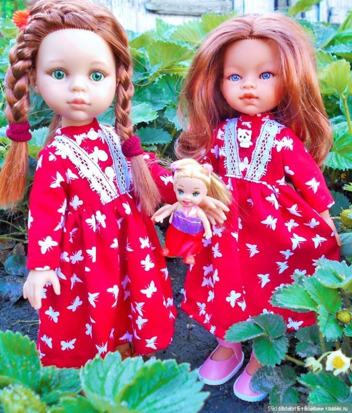 Красный и его оттенки в кукольной одежде и аксессуарах