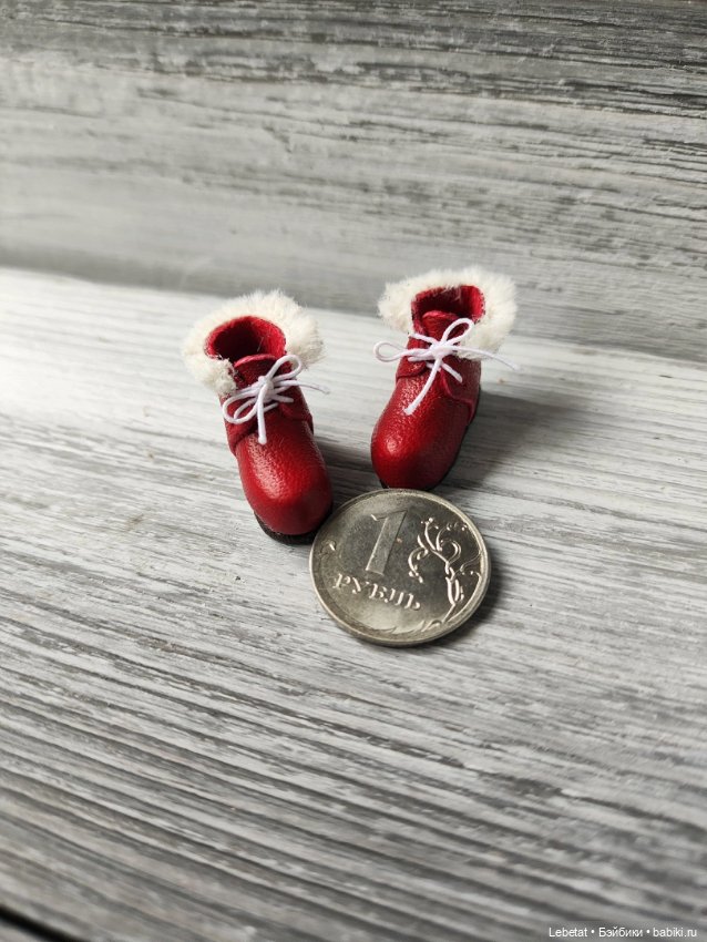 Праздник к нам приходит — Одежда и обувь для кукол своими руками: фото (фото 7)