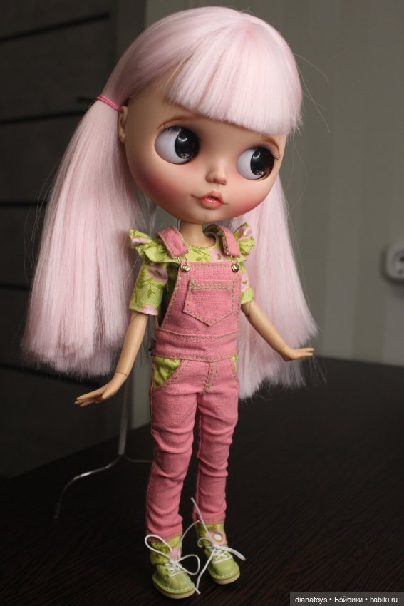 Моя блайзочка (blythe) с розовыми волосами