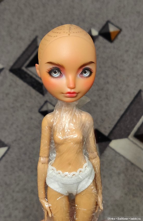 Ведьмочка. Процесс — ООАК Monster High и Ever After High: репейнт (фото 4)