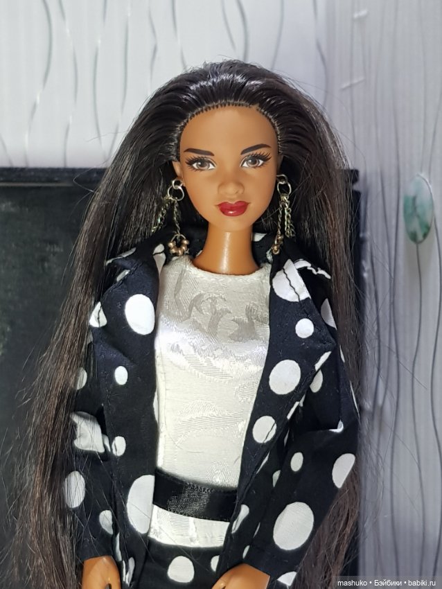 Костюмы из Китая — Куклы Barbie (Барби): Looks (фото 8)