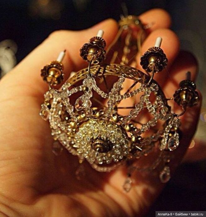 Современные люстры для кукольных домиков и румбоксов (фото 4)