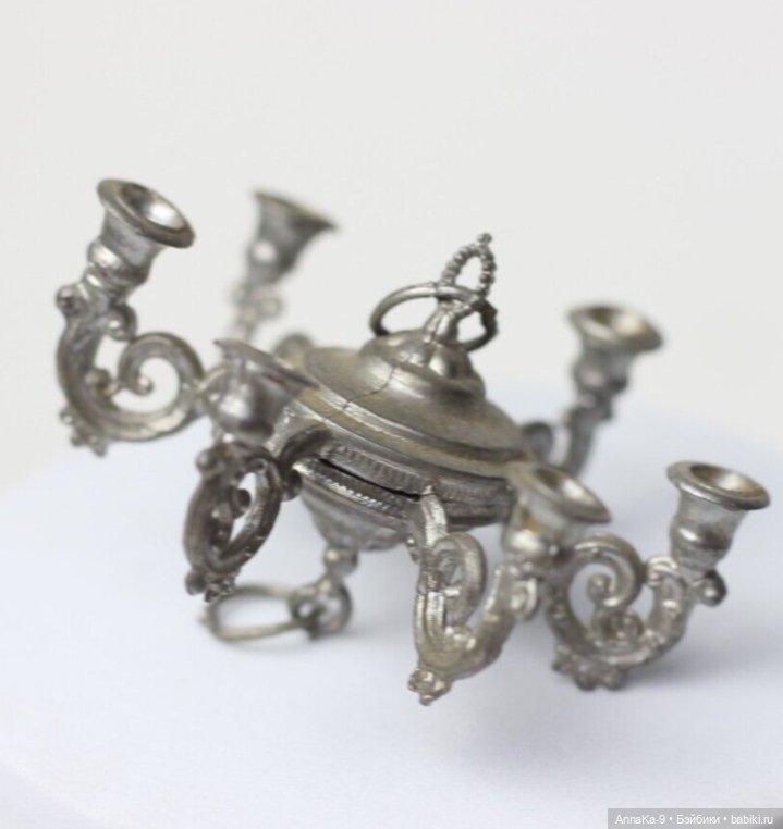 Антикварные люстры для кукольных интерьеров