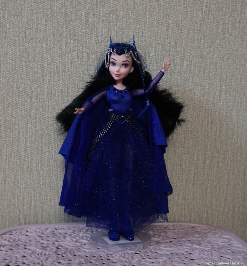 Фрюгс в синем платье — Куклы Disney Animators и Принцессы Диснея: Disney Store (фото 4)