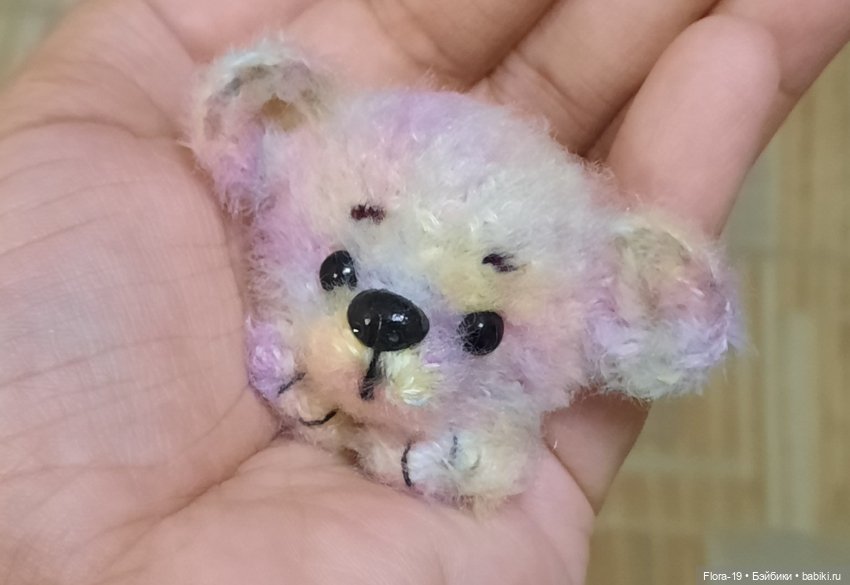 Мишка - брошка — Вязаные игрушки и амигуруми: крючком