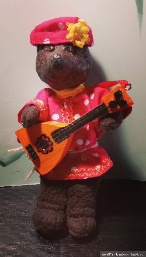 Потап и Лукерья — Авторские игрушки из разных материалов: синельная проволока (фото 2)