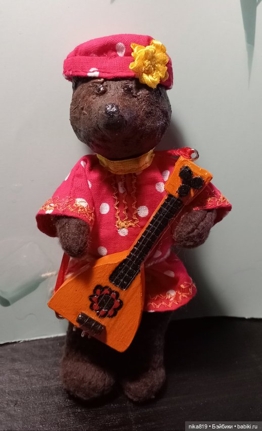 Потап и Лукерья — Авторские игрушки из разных материалов: синельная проволока