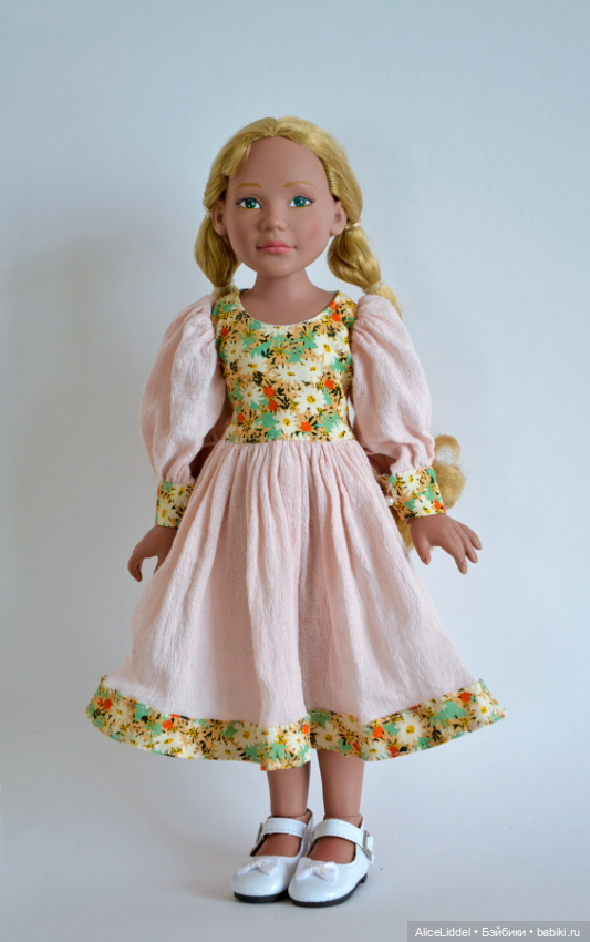 Платьица и не только — Одежда и обувь для кукол своими руками: фото