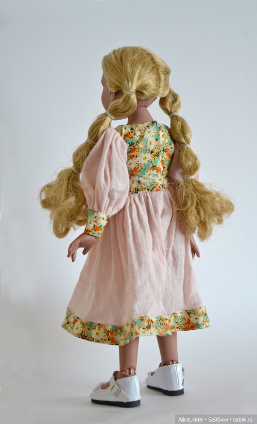 Платьица и не только — Одежда и обувь для кукол своими руками: фото (фото 3)