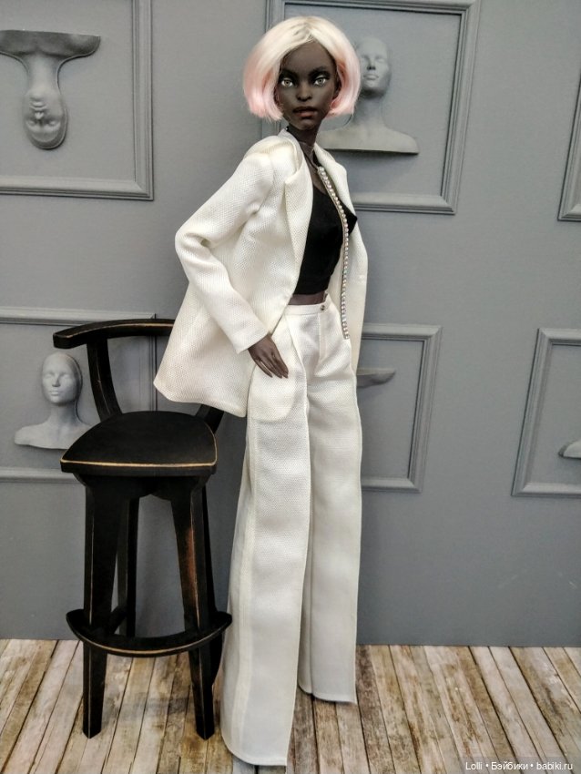 Красное, белое и черное на Spirit Imprint (фото 5)