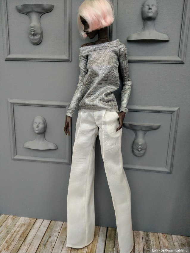 Красное, белое и черное на Spirit Imprint