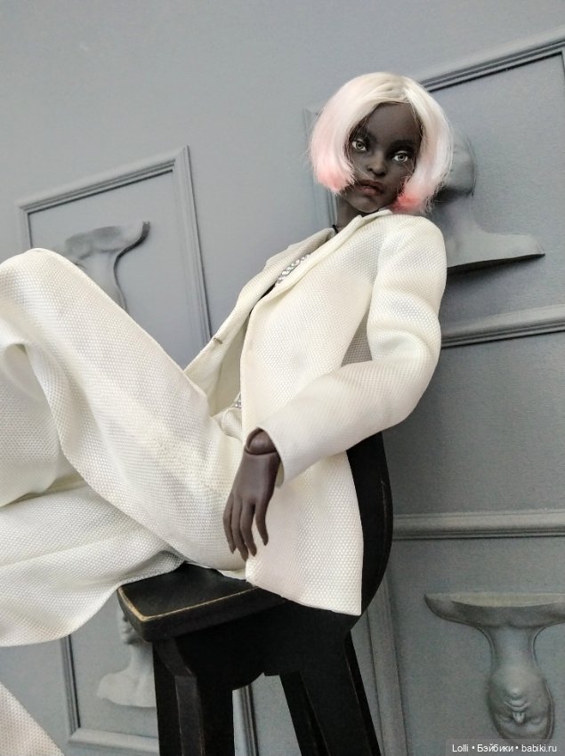 Красное, белое и черное на Spirit Imprint (фото 9)