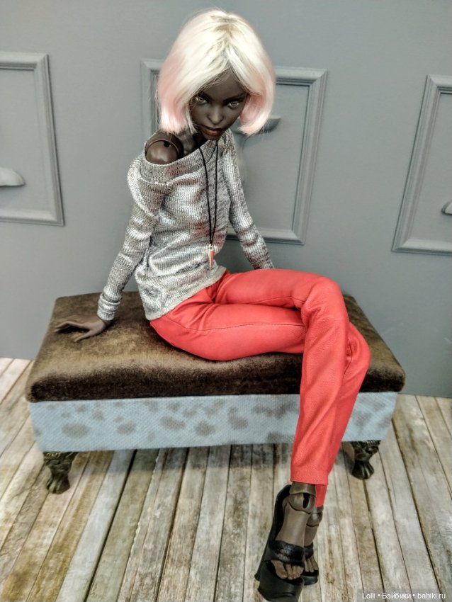 Красное, белое и черное на Spirit Imprint