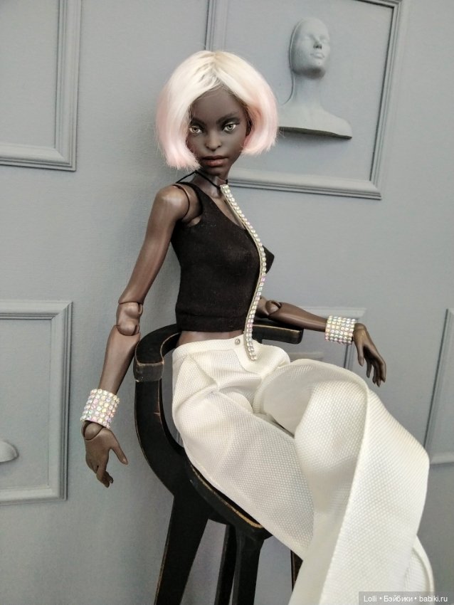 Красное, белое и черное на Spirit Imprint (фото 10)