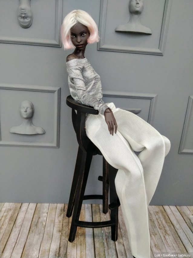 Красное, белое и черное на Spirit Imprint