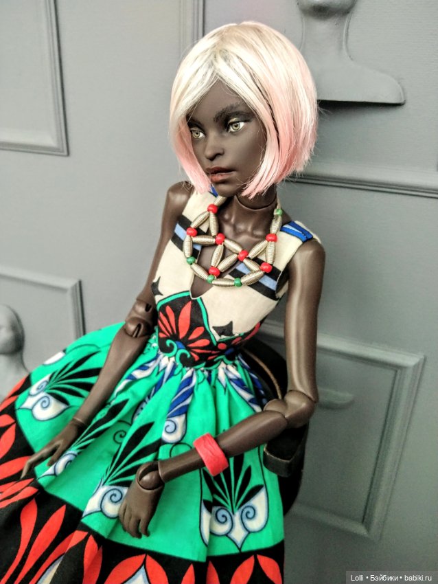 Красное, белое и черное на Spirit Imprint