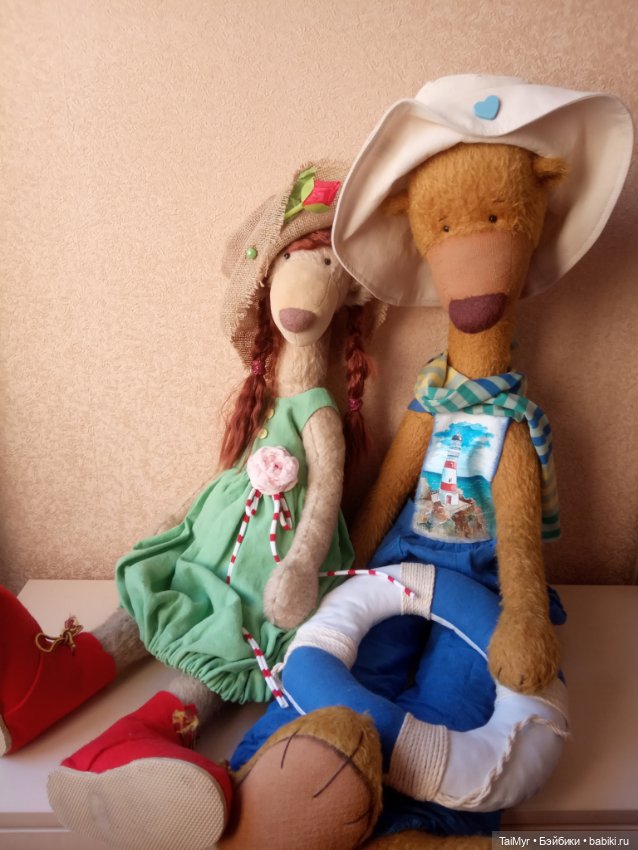 Наряды от мастерской " Безумный шляпник"