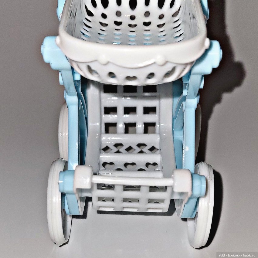 ...Очень странная коляска