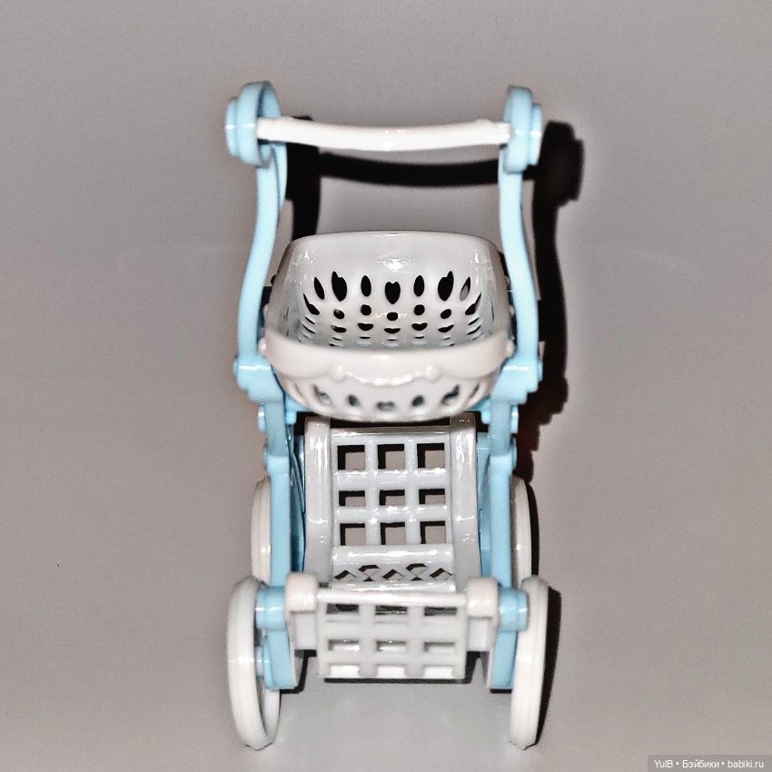 ...Очень странная коляска