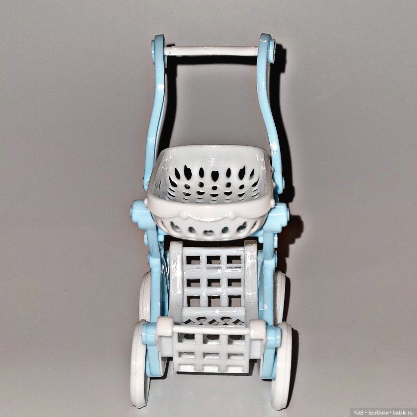 ...Очень странная коляска