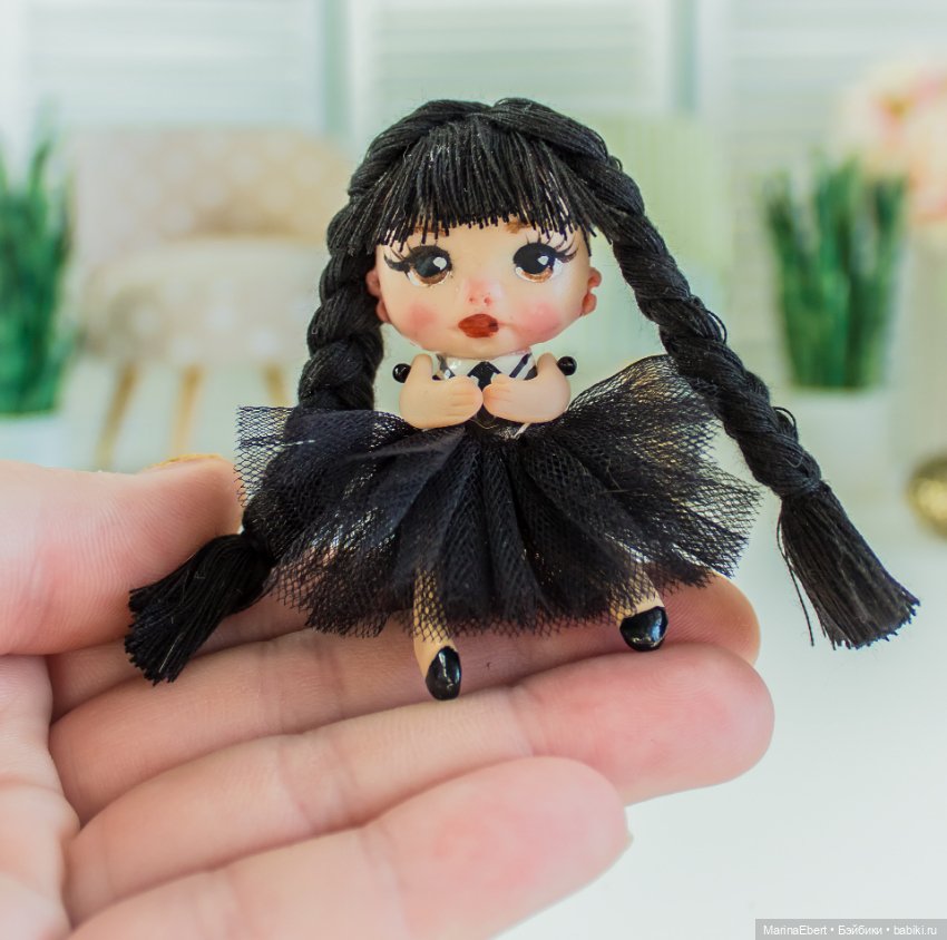 💛 Маленькая Уэнсдэй 💛 — Авторские портретные куклы по фото: галерея работ (фото 2)