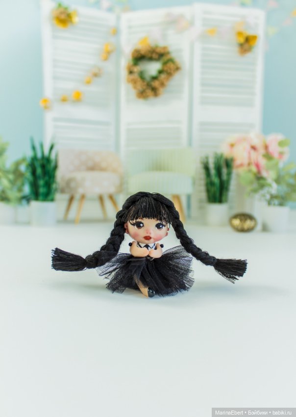 💛 Маленькая Уэнсдэй 💛 — Авторские портретные куклы по фото: галерея работ (фото 10)