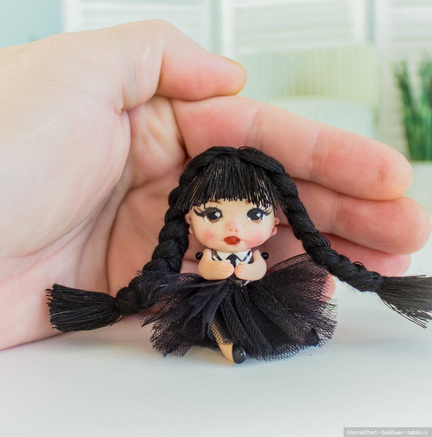 💛 Маленькая Уэнсдэй 💛 — Авторские портретные куклы по фото: галерея работ (фото 4)