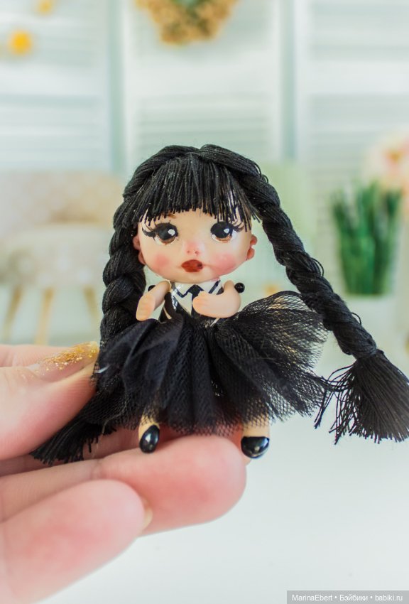 💛 Маленькая Уэнсдэй 💛 — Авторские портретные куклы по фото: галерея работ (фото 5)