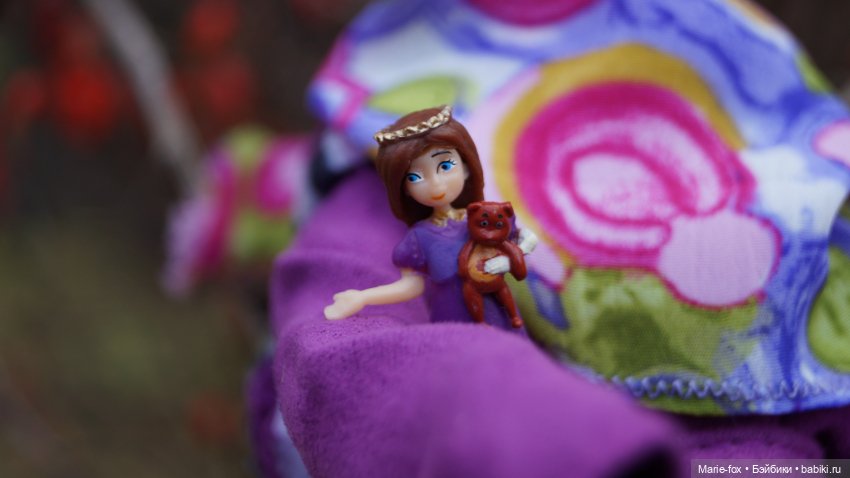 Любимые девчонки на прогулке