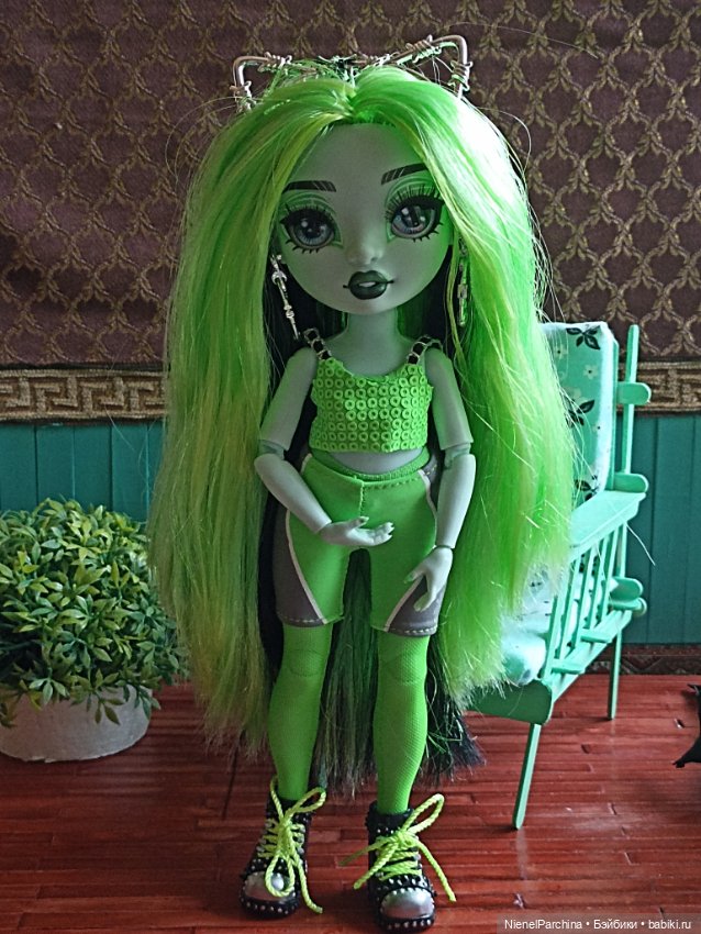 Выгуляли второй аутфит Харли Лаймстоун Кэт (фото 3)