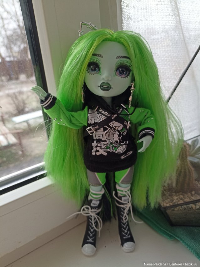 Выгуляли второй аутфит Харли Лаймстоун Кэт