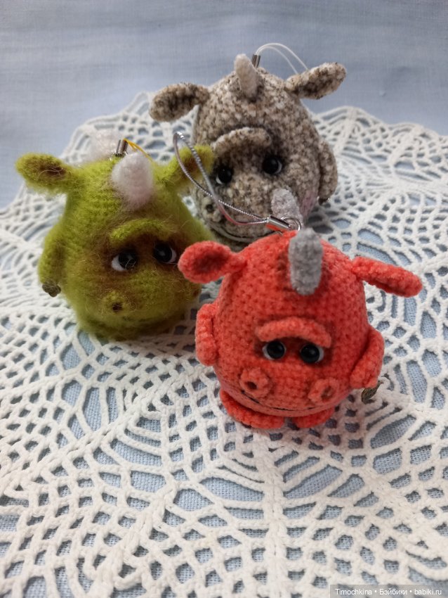 Символ года - вязаные драконы (фото 6)