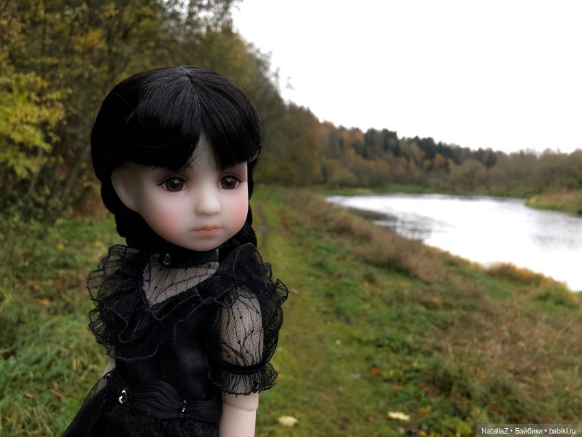 Сонная лощина — Куклы Ruby Red (Руби Ред) Fashion Friends: Siblies (фото 2)