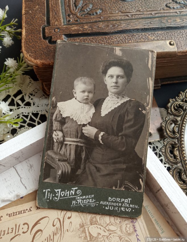 Старинные фотографии мамочек с детками