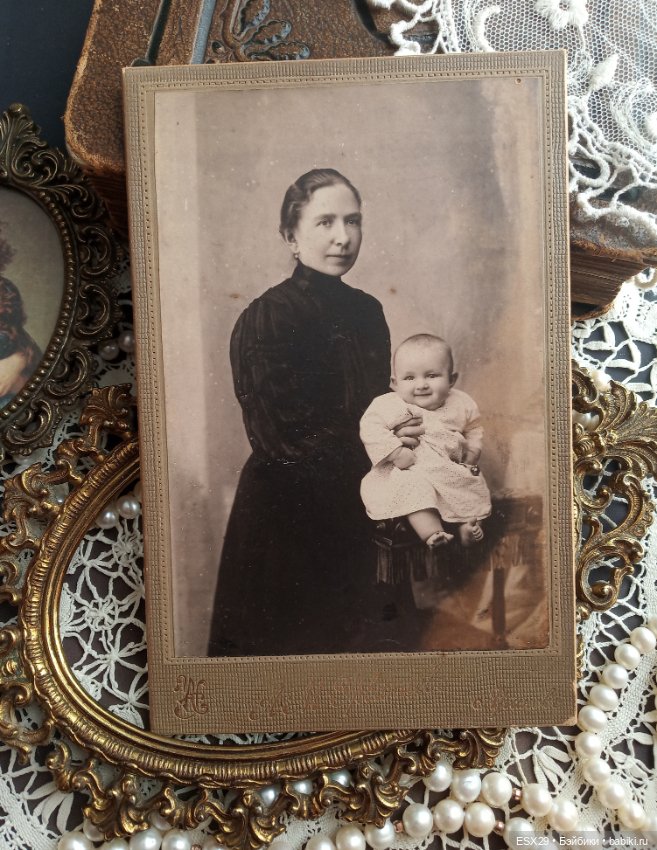 Старинные фотографии мамочек с детками