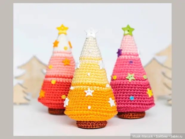 Красивые вязаные украшения для Нового года - идеи и вдохновение, схемы