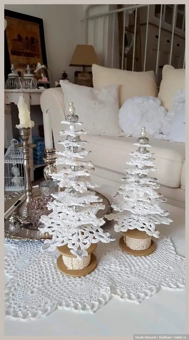 Красивые вязаные украшения для Нового года - идеи и вдохновение, схемы